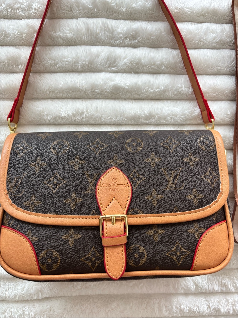 Shoulder bag - Picture 2 of 7